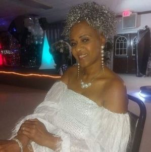 Meet your Posher, Donzella